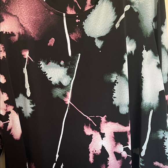 Women’s 2X Alfani Abstract Blouse - Picture 2 of 4